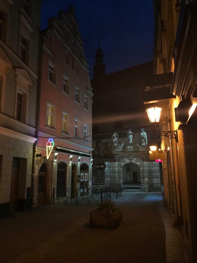 Willa Przy Czarnej Bramie Kłodzko Eksteriør billede